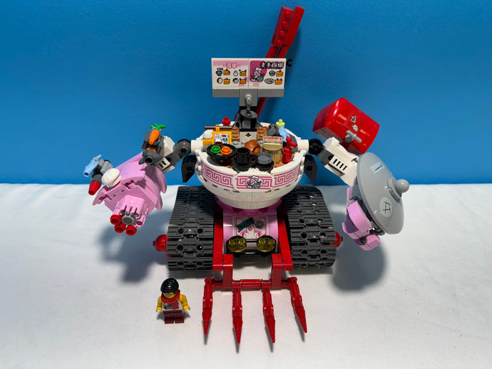 80026 LEGO Monkie Kid Season 2 Pigsy's Noodle Tank Used