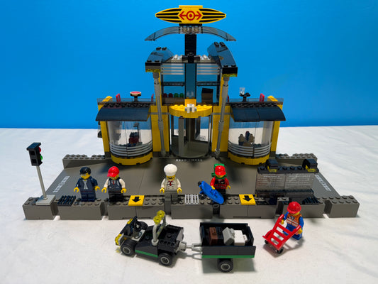 4513 LEOG World City Grand Central Station Used