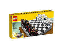 40174 LEGO Chess