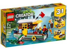 31093 Riverside Houseboat