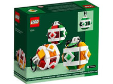 40604 LEGO Christmas Decor Set