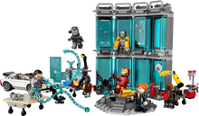 76216 Iron Man Armory