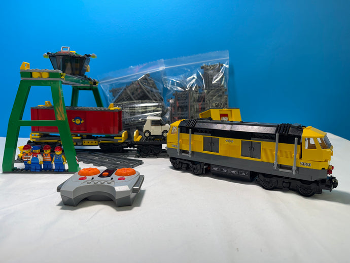 7939 City Cargo Train