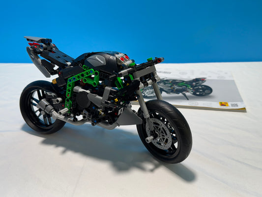 42170 Technic Kawasaki Ninja H2R